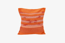 Load image into Gallery viewer, Arrayan 2: Bed scarf and cover pillows set