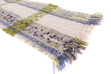 Load image into Gallery viewer, Jacarandá 4: Table runner