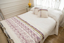 Load image into Gallery viewer, Jacarandá 2 : Bed scarf and cover pillows set