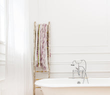 Load image into Gallery viewer, Jacarandá 2 : Bed scarf and cover pillows set