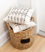 Load image into Gallery viewer, Calafate 1: Cover pillows