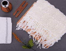 Load image into Gallery viewer, Madreselva 2: Bed scarf and cover pillows set