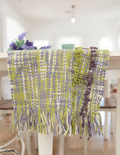 Load image into Gallery viewer, Jacarandá 5: Table runner