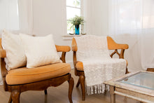 Load image into Gallery viewer, Madreselva 2: Bed scarf and cover pillows set