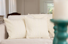 Load image into Gallery viewer, Madreselva 2: Bed scarf and cover pillows set