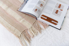 Load image into Gallery viewer, Arrayan 4: Bed scarf and cover pillows set