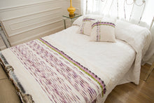 Load image into Gallery viewer, Jacarandá 2 : Bed scarf and cover pillows set
