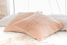 Load image into Gallery viewer, Arrayan 5: Bed scarf and cover pillows set
